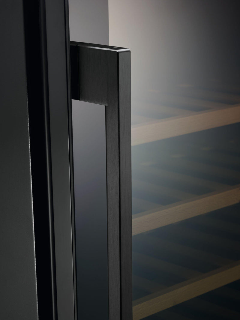 AEG integrated wine cabinet black 20 bottles, UK version