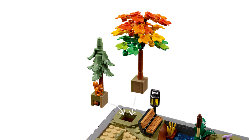 LEGO Icons Autumn Cottage Garden building set 1,102 pieces, UK version