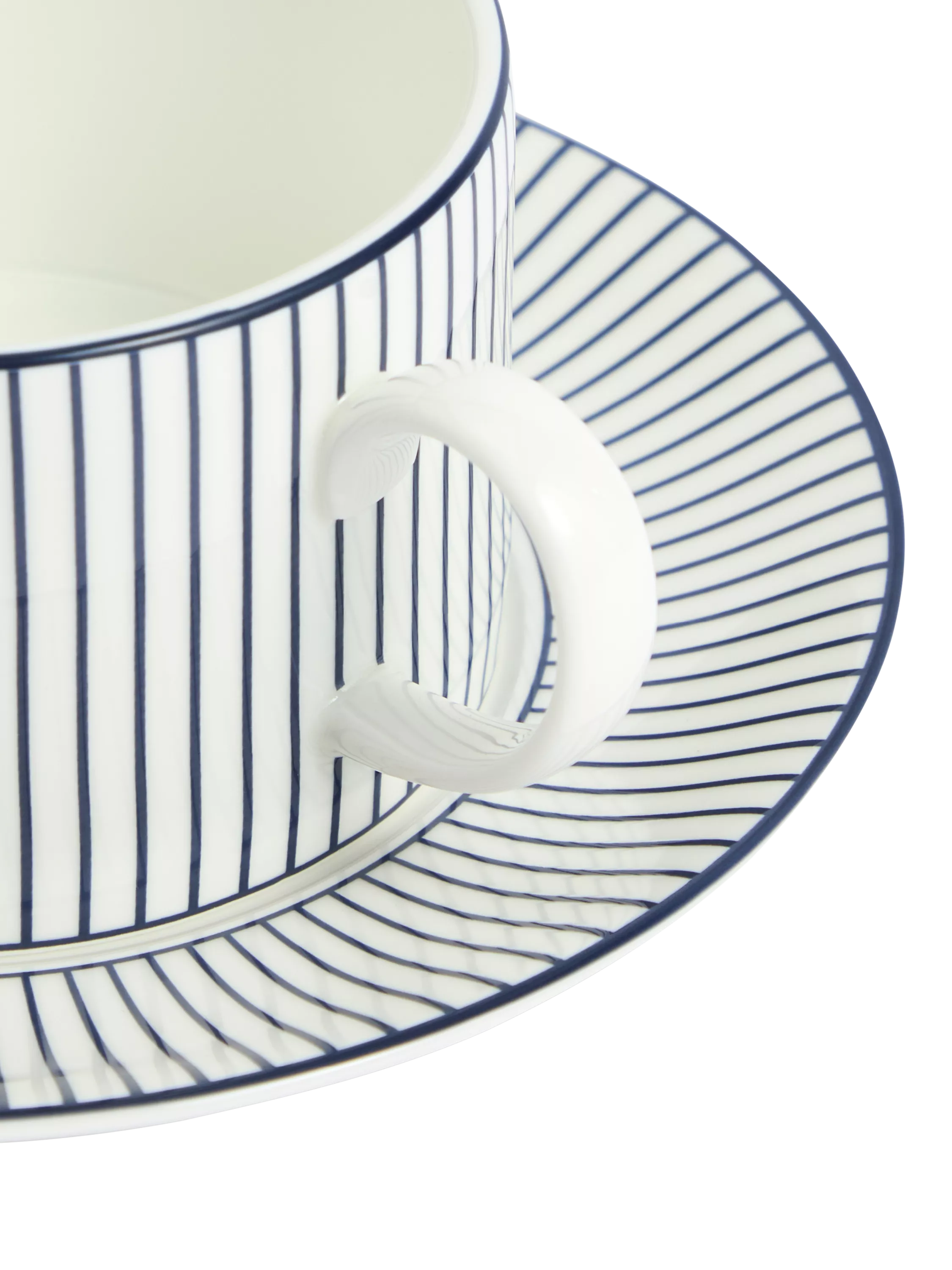 Wedgwood Gio bone china teacup and saucer 235ml - British product