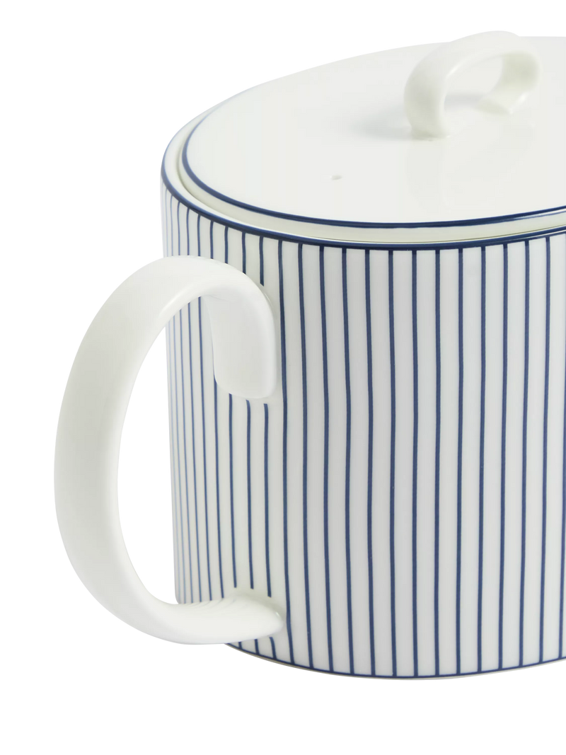 Wedgwood bone china teapot 940ml white blue pinstripe (British brand)