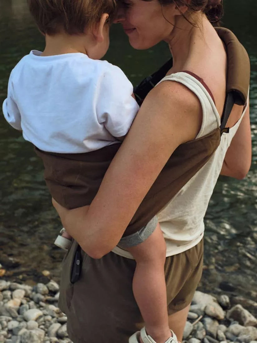 Wildride toddler hip carrier in coffee colour (British brand)