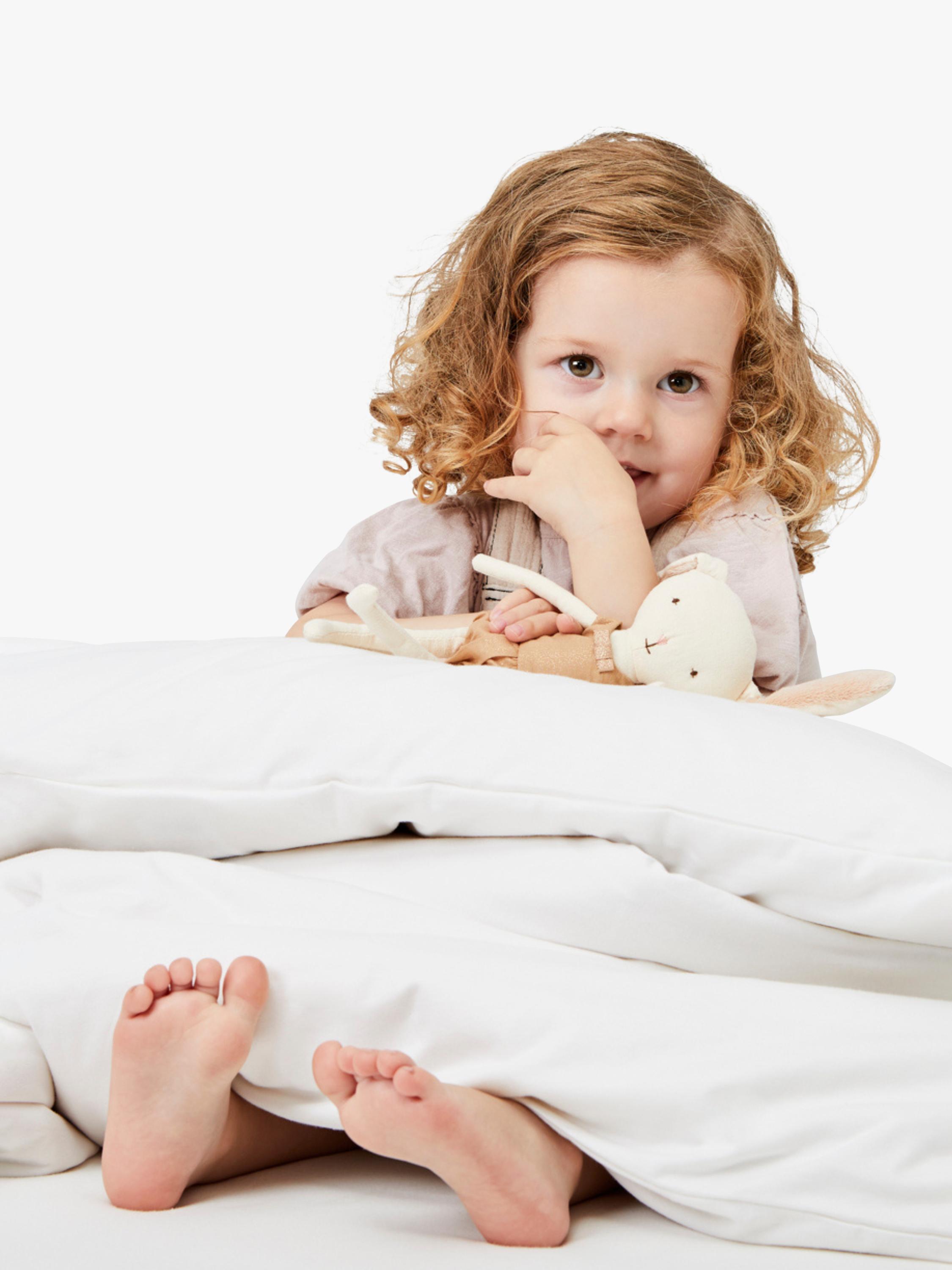 Little Green Sheep cotbed duvet cover pillowcase set white - British product