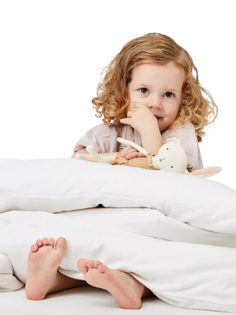 Little Green Sheep cotbed duvet cover pillowcase set white - British product