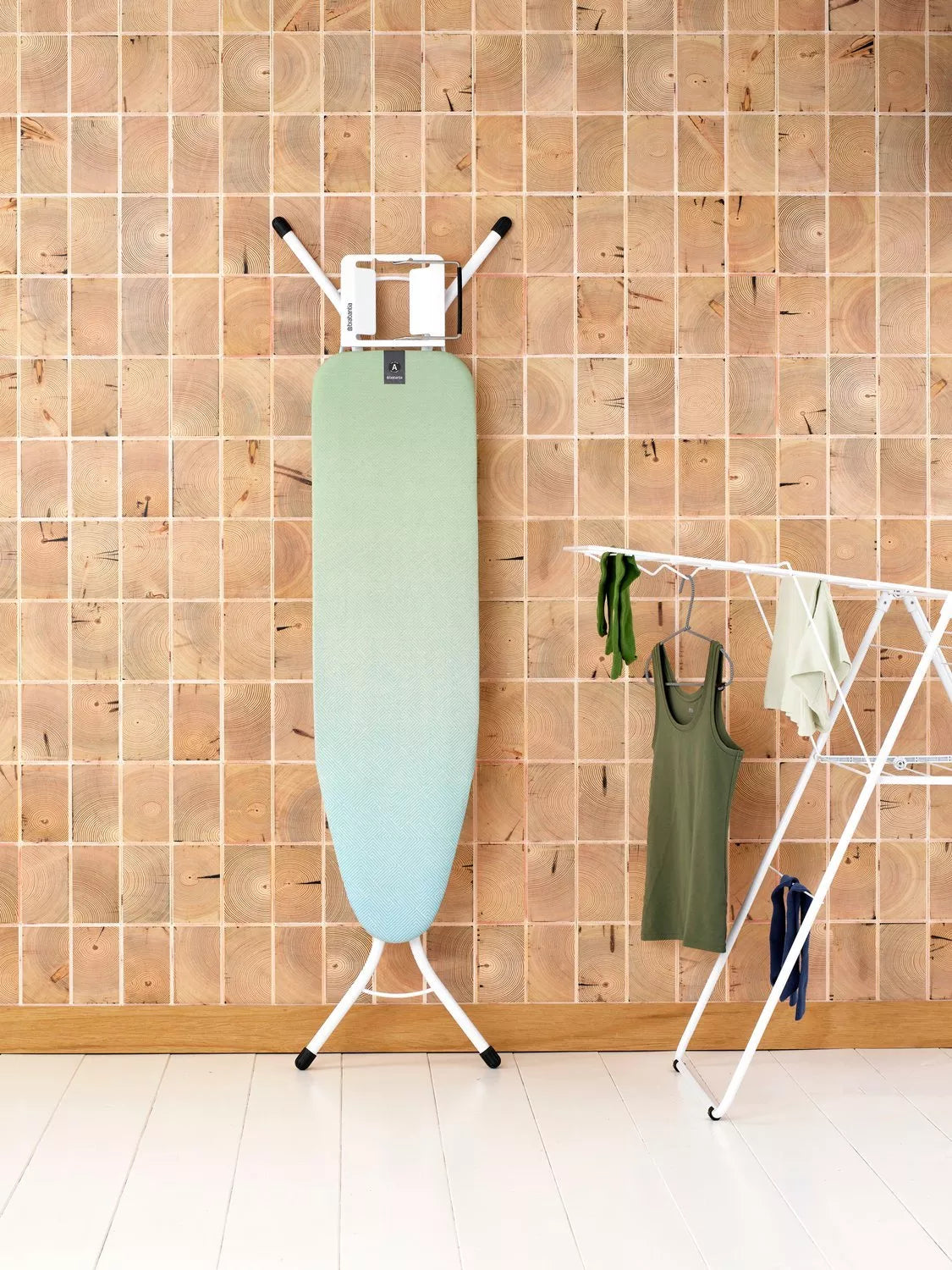 Brabantia Fairtrade ironing board Soothing Sea 110x30cm, imported from the UK