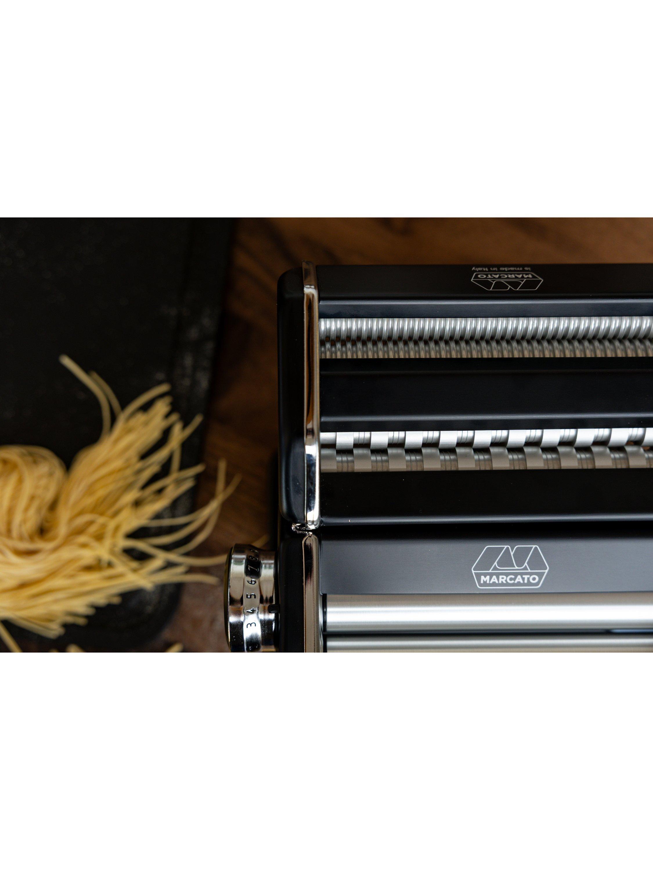Marcato Atlas Plus pasta machine black, imported from the UK
