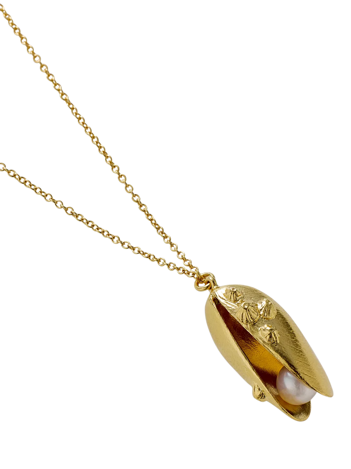 Alex Monroe mussel shell pearl necklace gold (British brand)