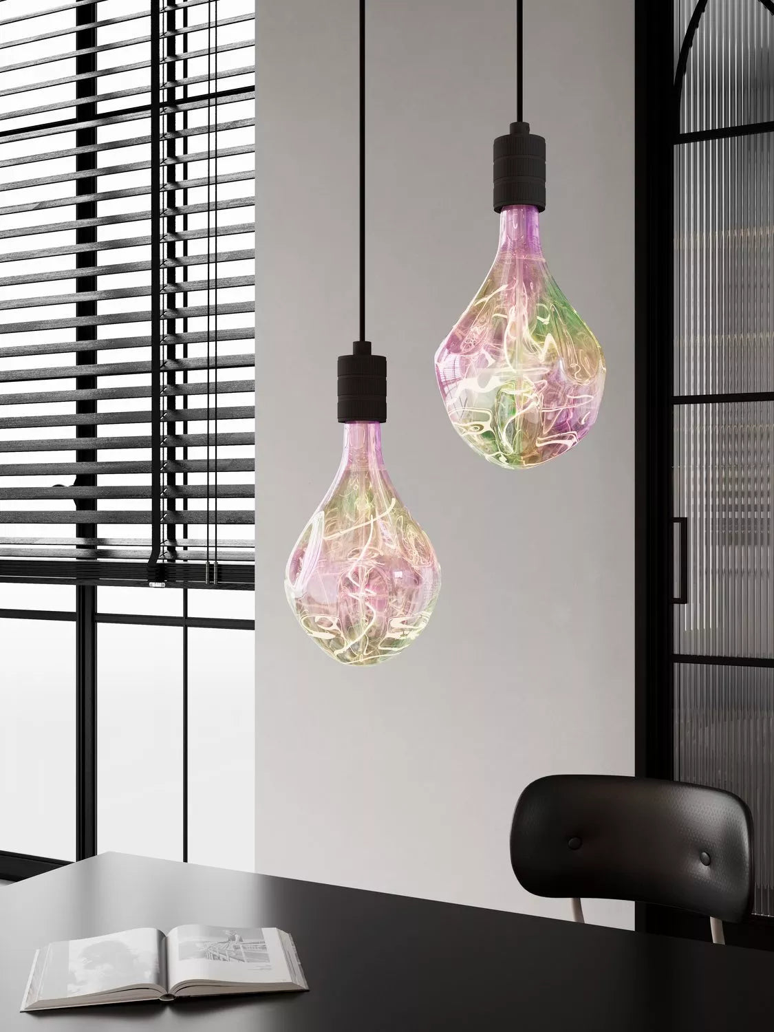 Calex LED rainbow bulb E27 dimmable 4W - British product