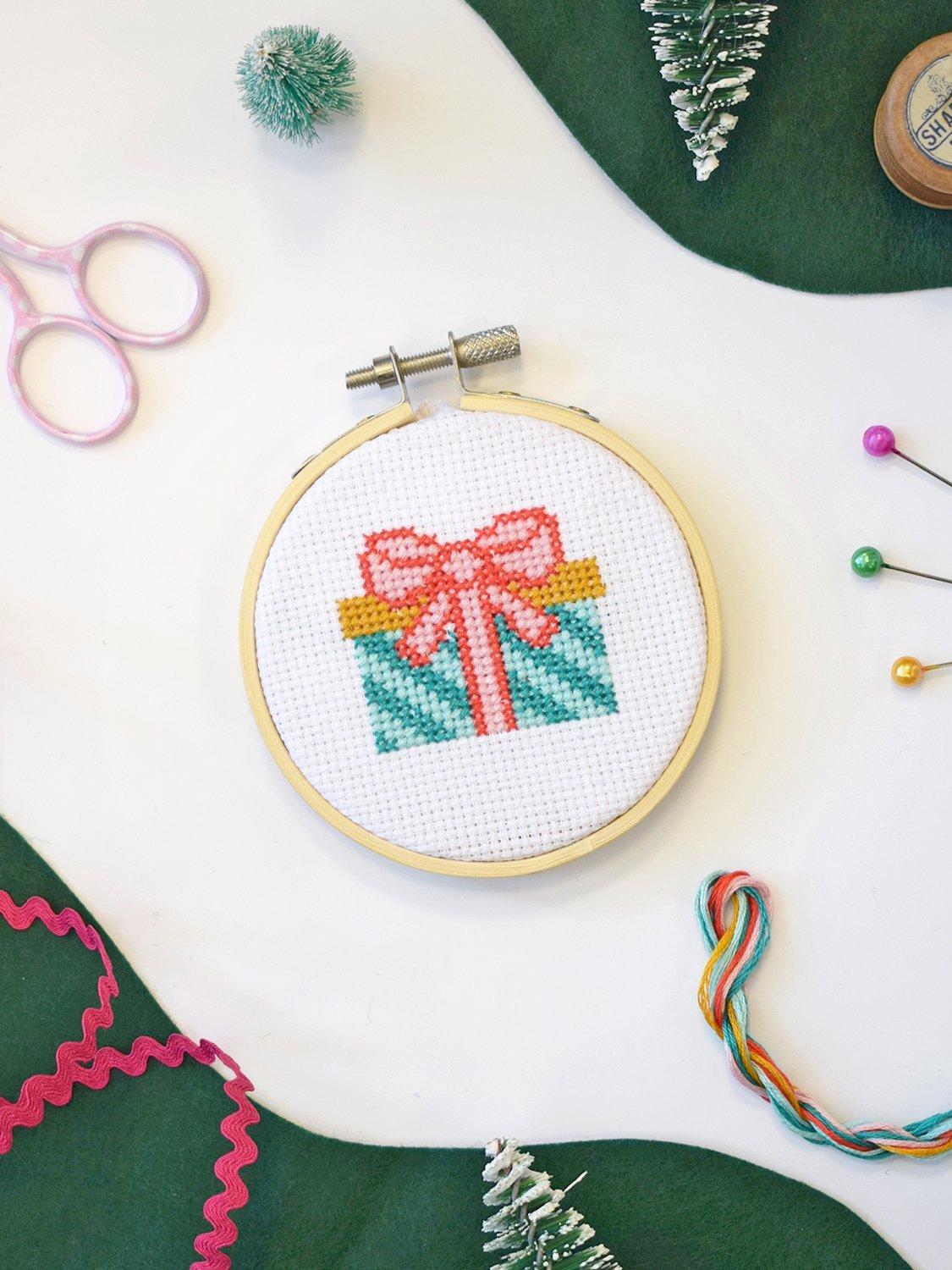 The Make Arcade mini cross stitch kit 8cm, UK version
