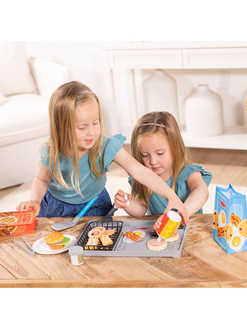 Melissa & Doug colour reveal grill playset with play food - British product