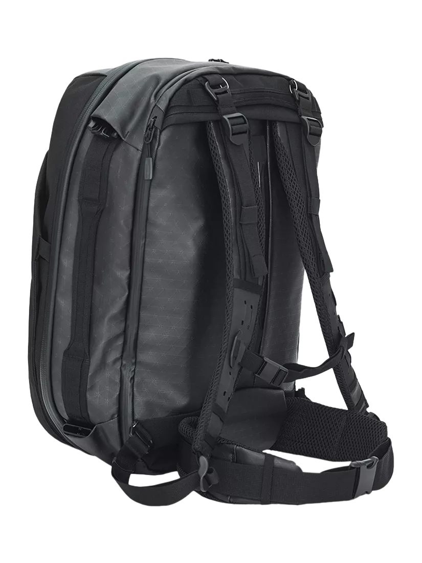 GROUNDTRUTH RIKR 38L duffle bag eco x-black (British brand)