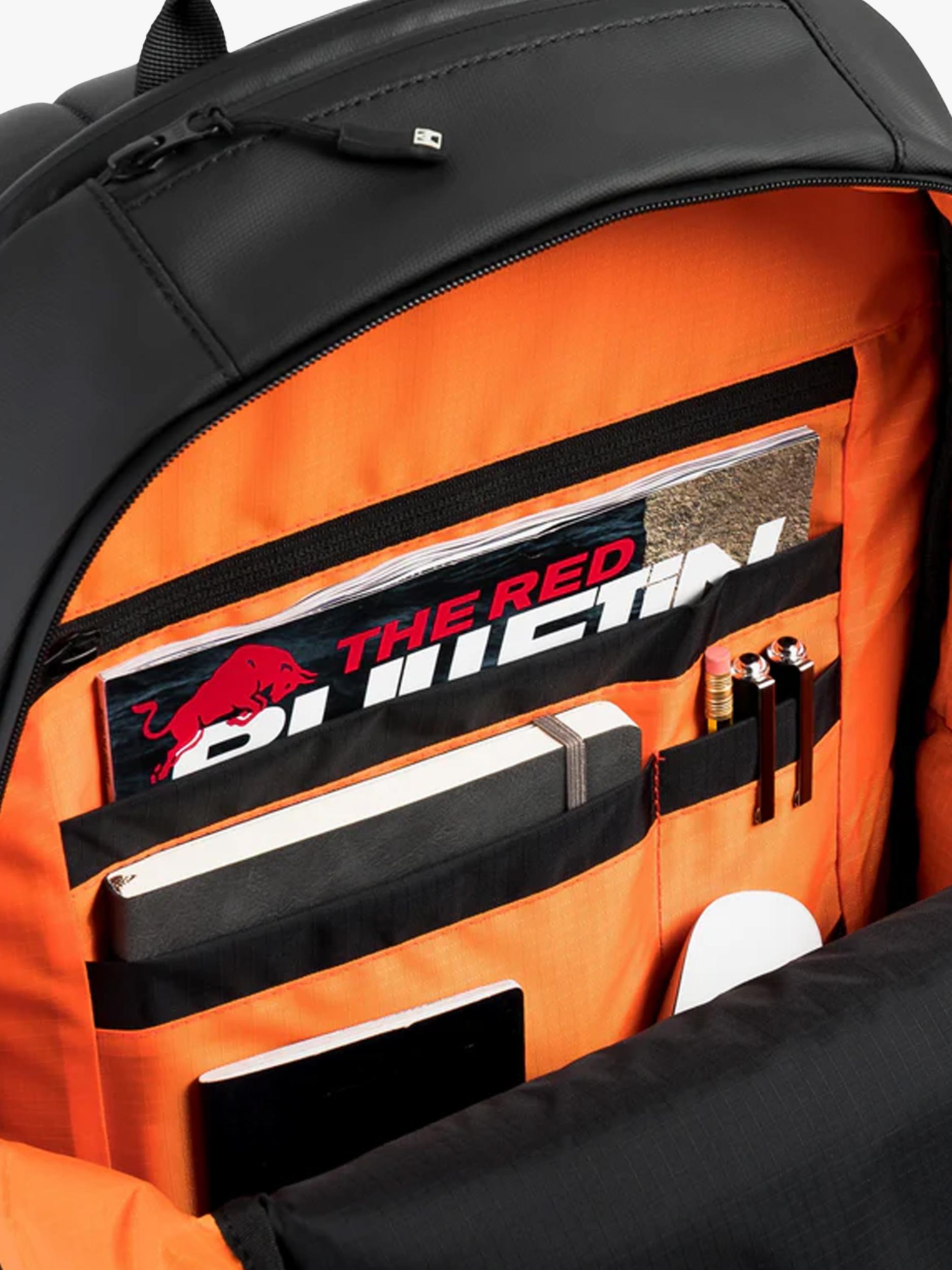 Stubble & Co Everyday Backpack 20L, UK version