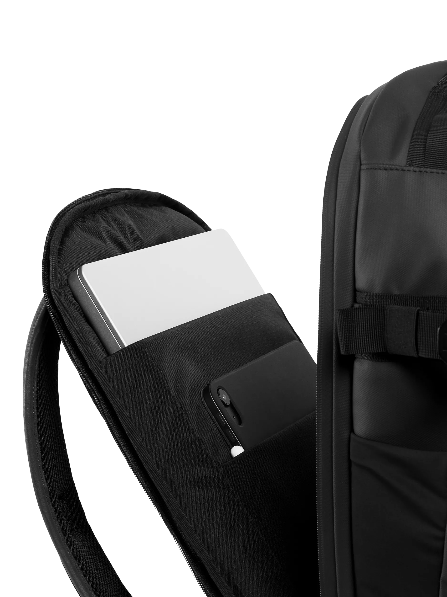 Stubble & Co 30L Hybrid Backpack in recycled materials (British brand)