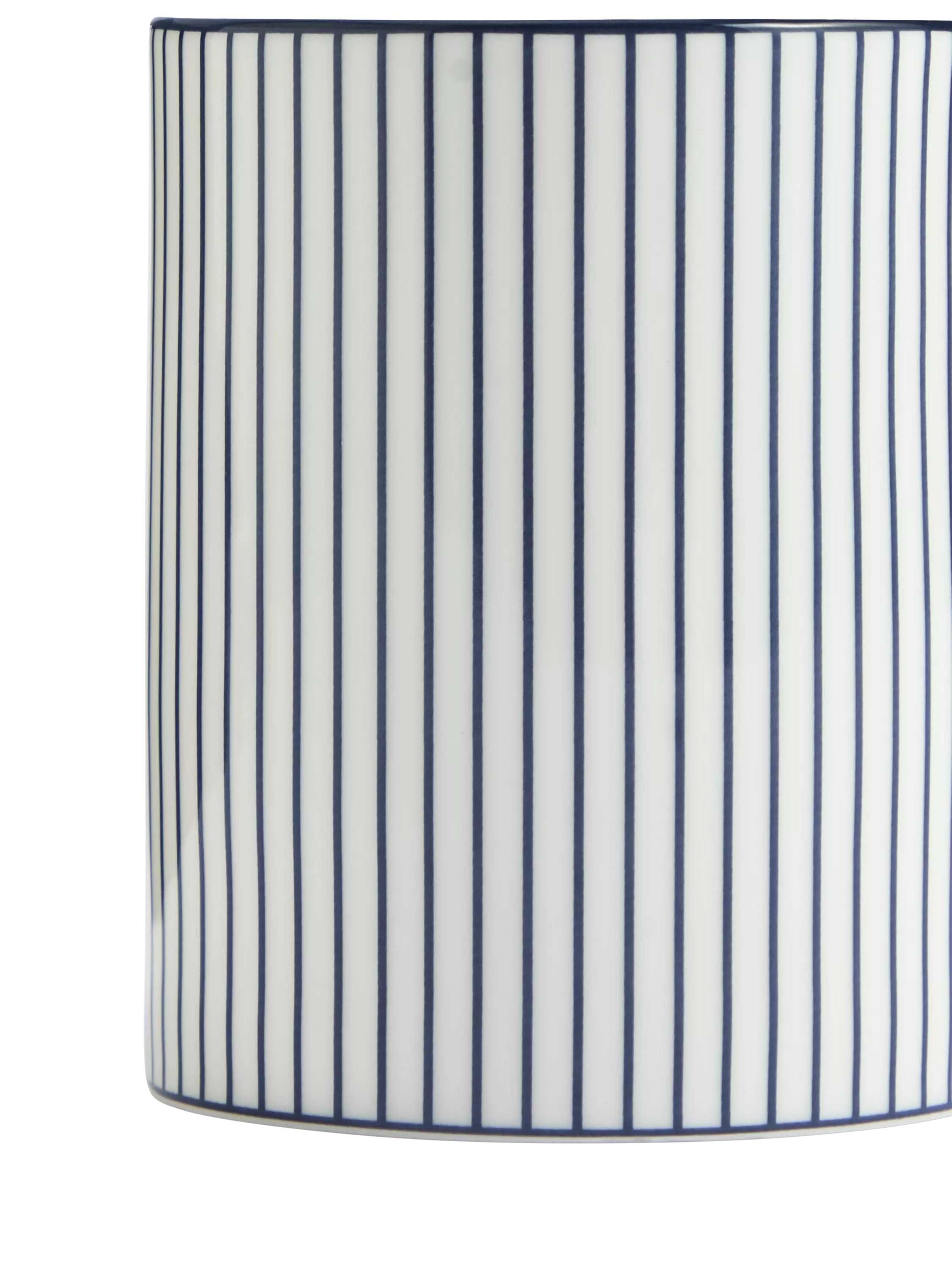 Wedgwood Gio Pinstripe bone china mug 380ml, imported from the UK