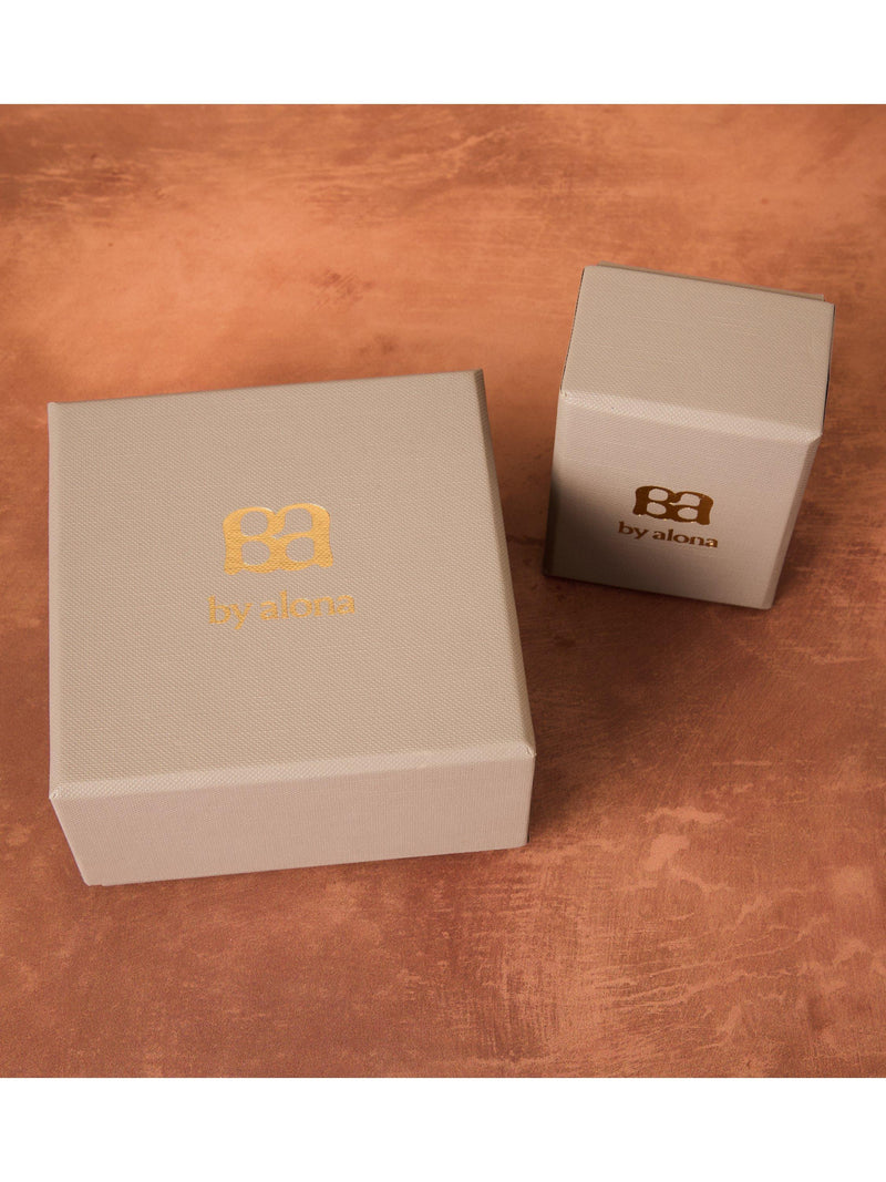 By Alona Zion chain bracelet gold plated, imported from the UK