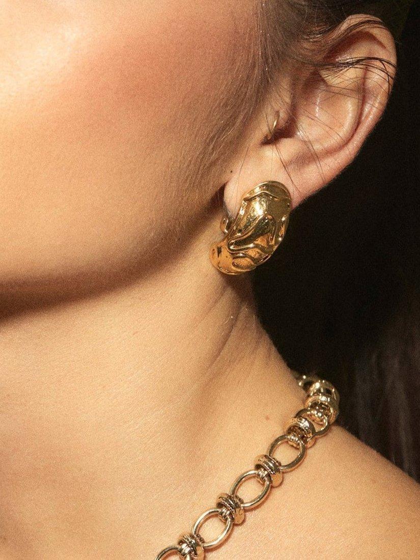 By Alona Noa clip earrings gold plated brass, UK version