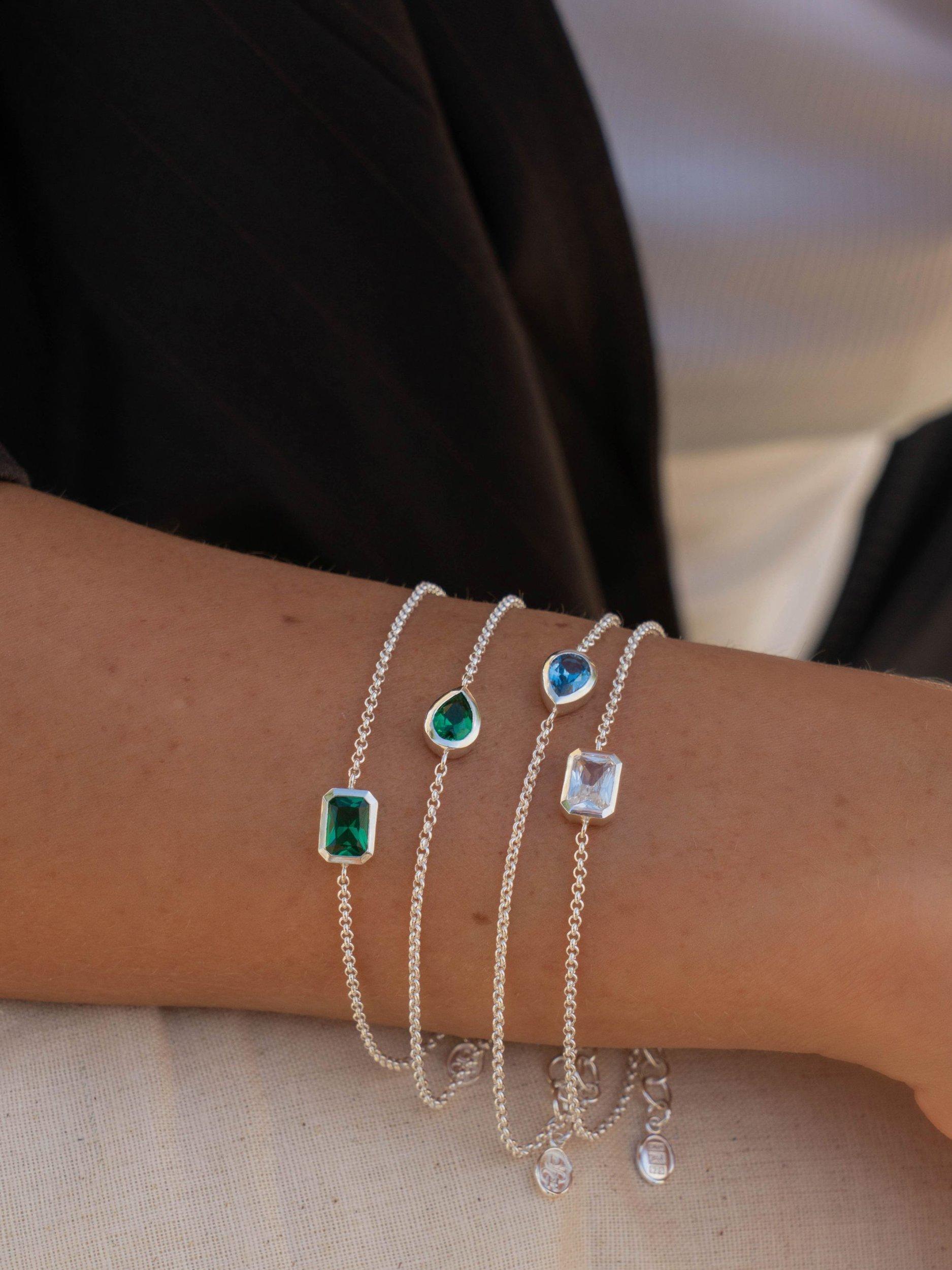 Dower & Hall sterling silver chain bracelet with topaz gem - British product