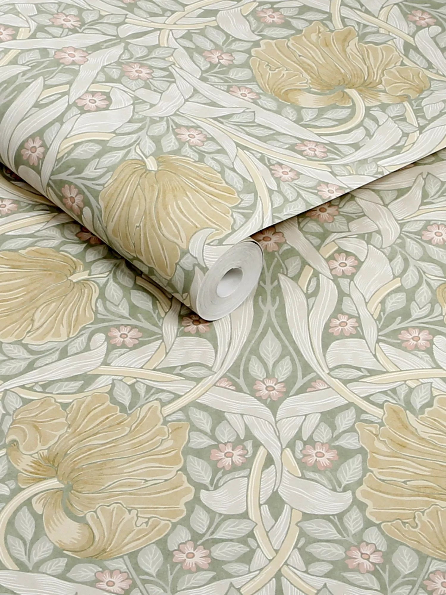 William Morris At Home Pimpernel wallpaper (British brand)