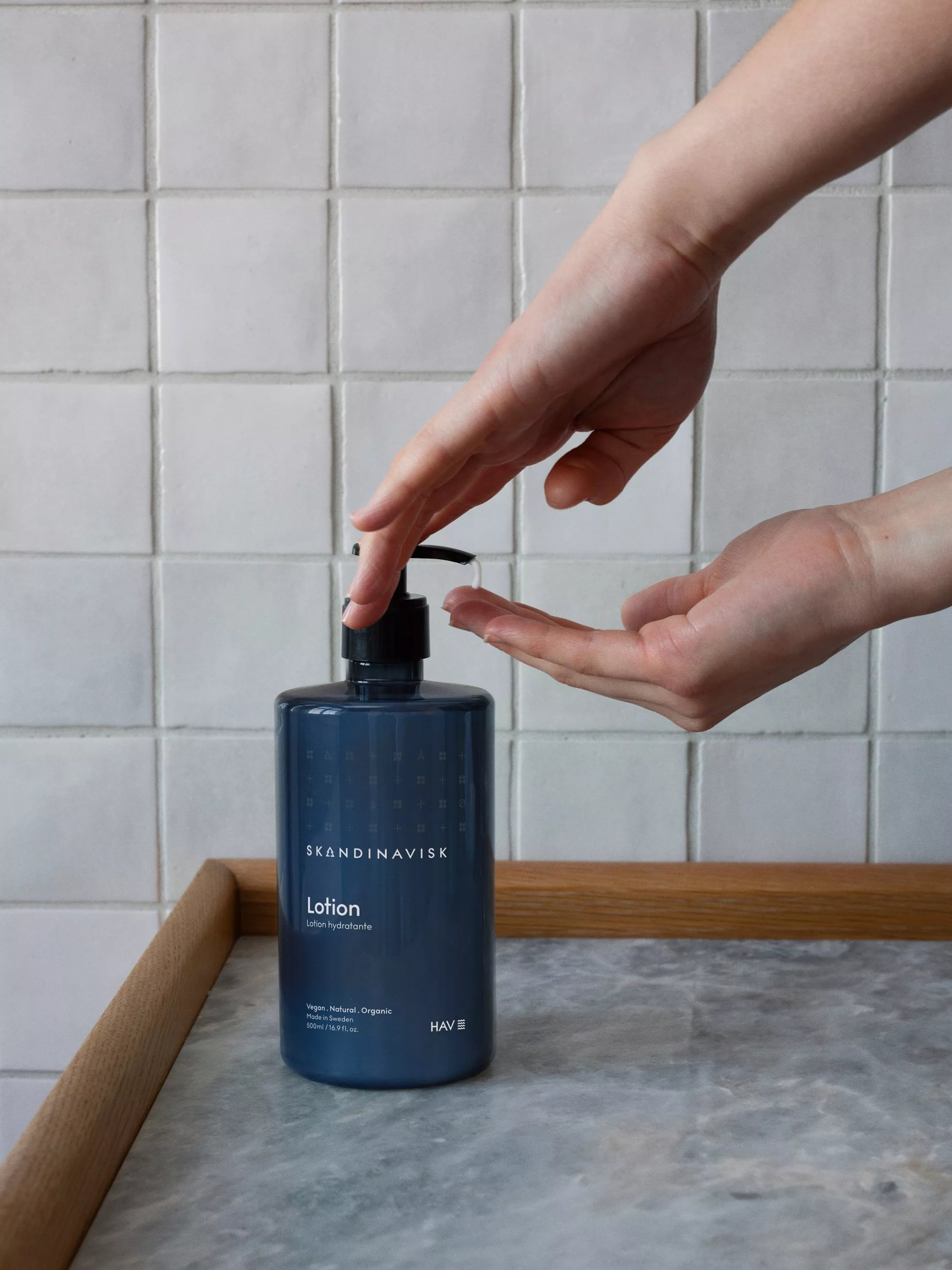 SKANDINAVISK Hav hand lotion 500ml, UK version