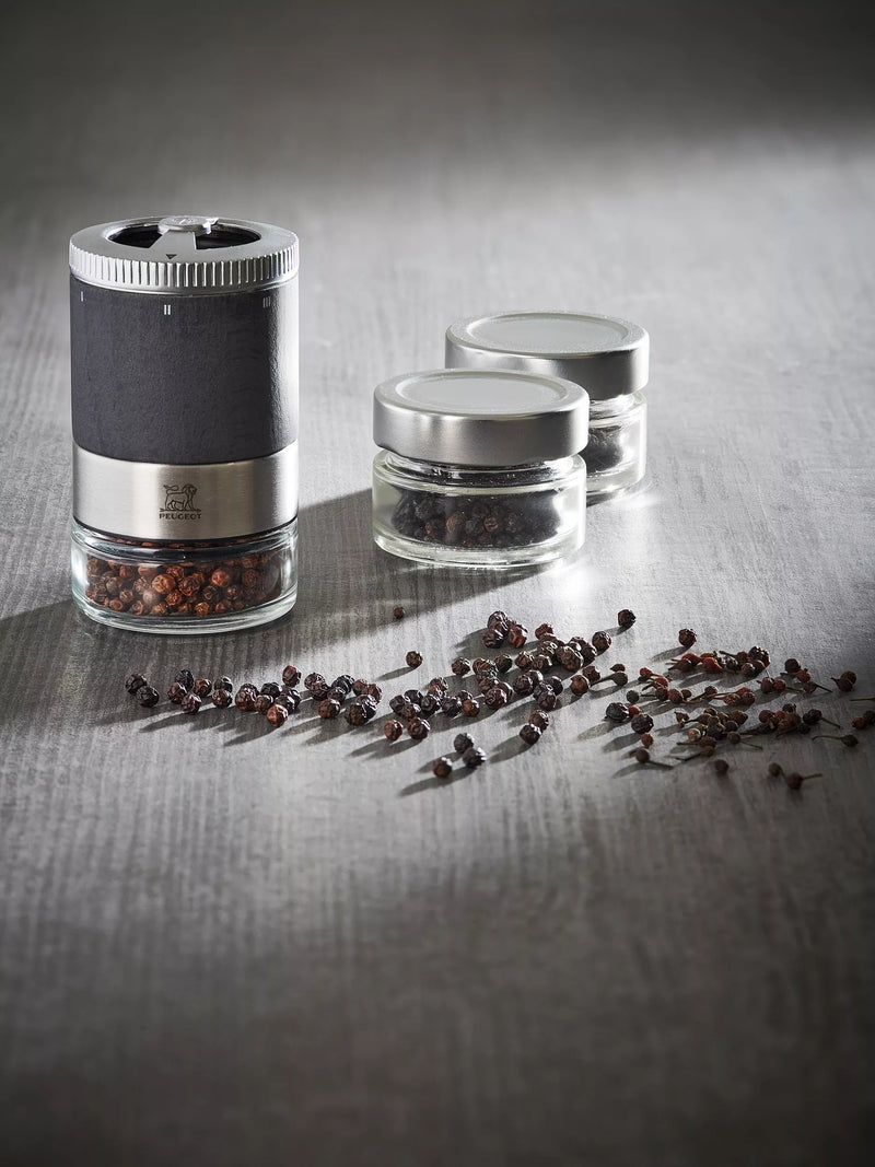 Peugeot Maestro Duo salt and pepper mill gift set in Graphite, UK version