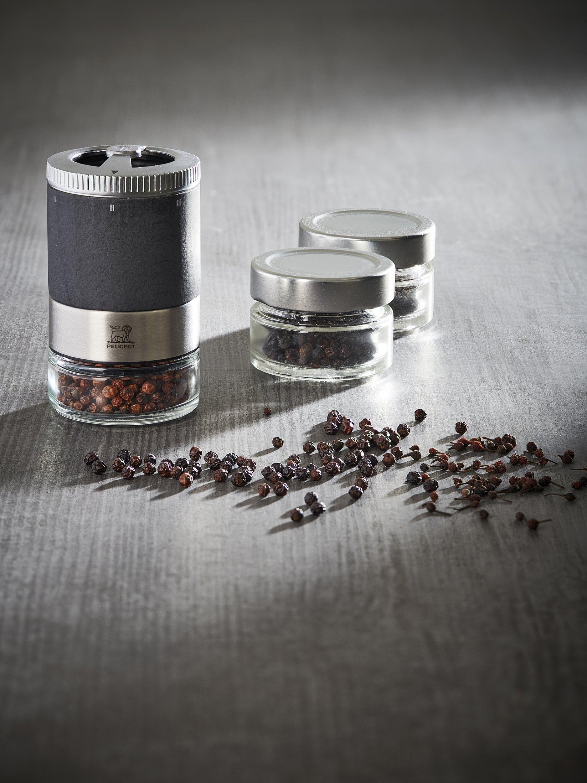 Peugeot Maestro Duo salt and pepper mill gift set in Graphite, UK version