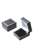 Mogul 9ct white gold diamond stud earrings 0.20ct (British brand)