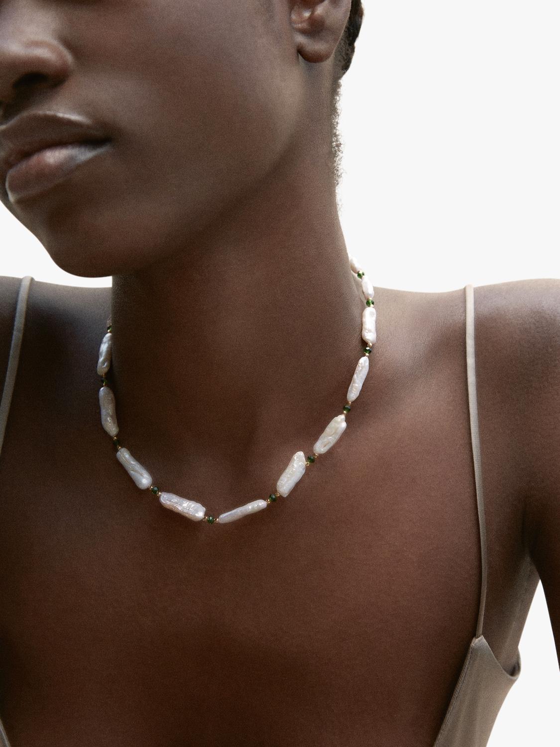 Shyla Bondi Pearl Lolite necklace gold plated, UK version