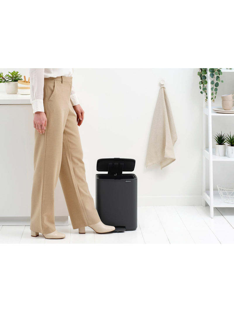 Brabantia Bo pedal bin 12 litre, UK version