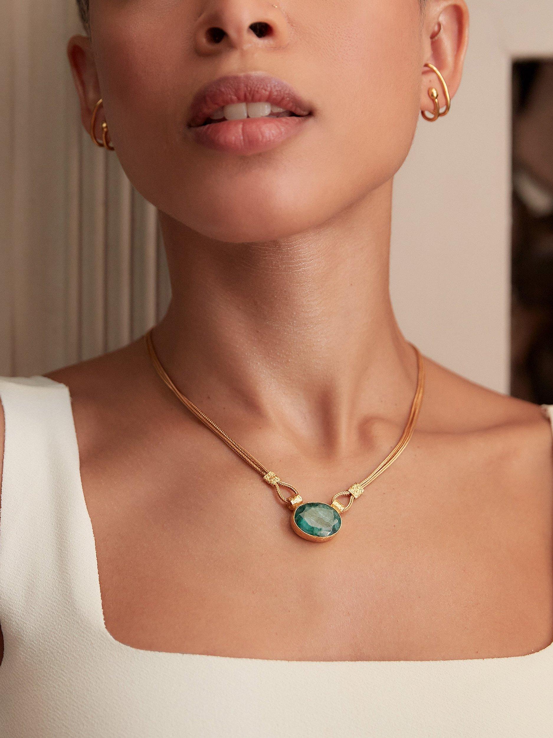 Ottoman Hands Daphne Emerald necklace in gold (British brand)