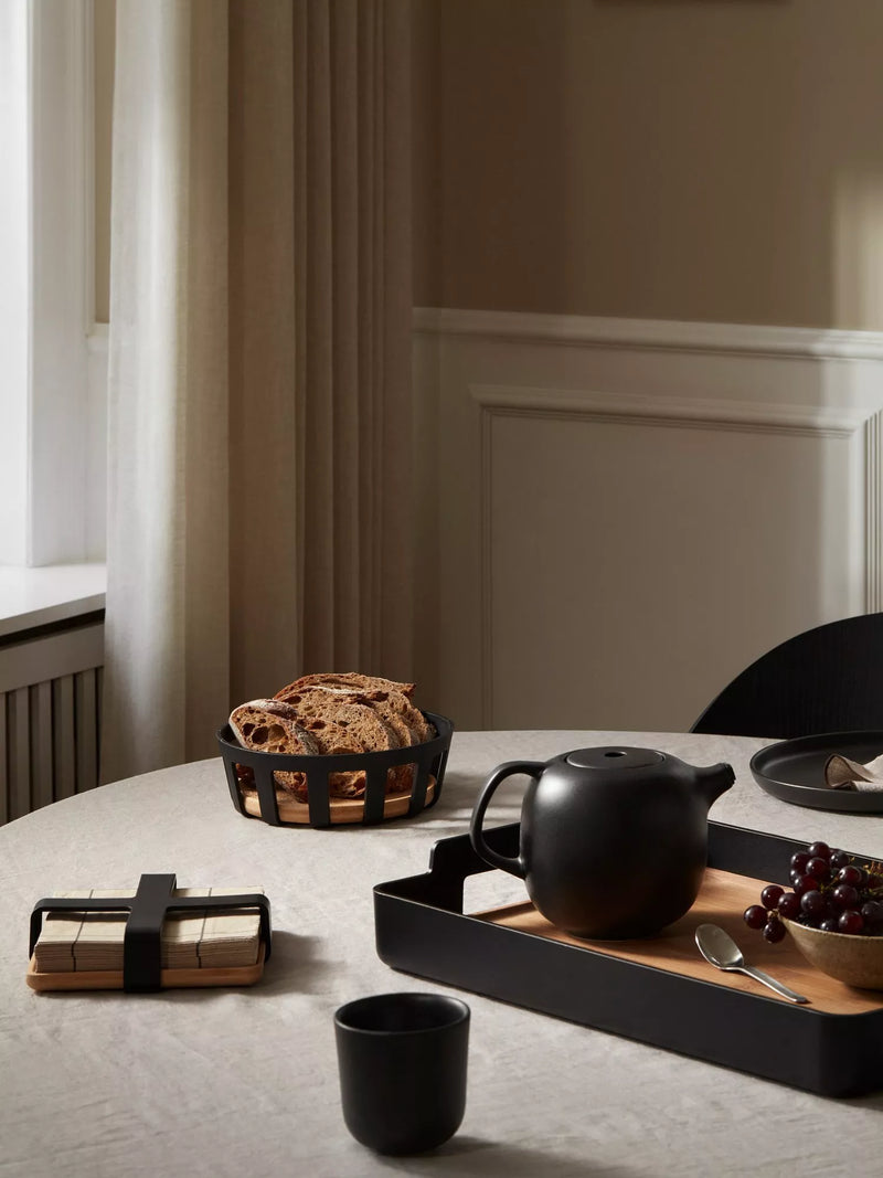 Eva Solo bread basket black/natural with bamboo base (British brand)