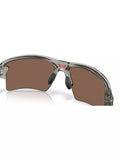 Oakley OO9488 mirrored polarised sunglasses, UK version