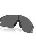 Oakley OO951 rectangular sunglasses grey smoke - British product