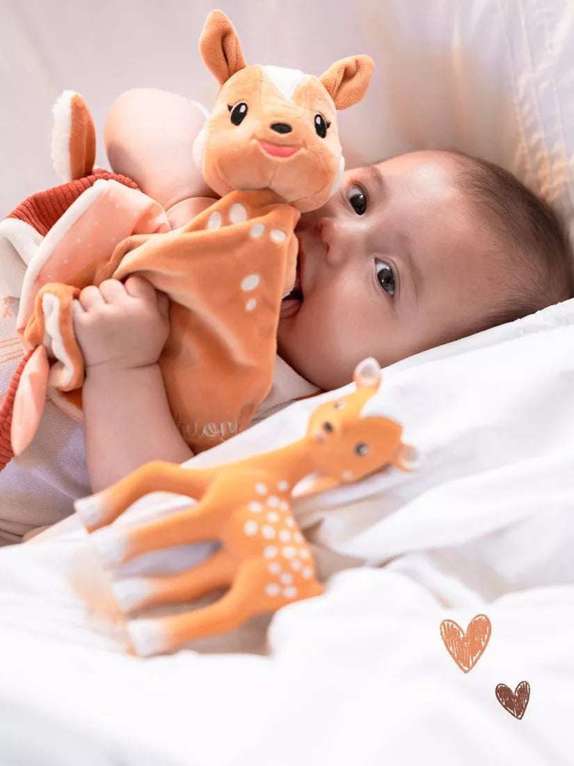 Sophie la girafe Fanfan comforter gift set (British brand)