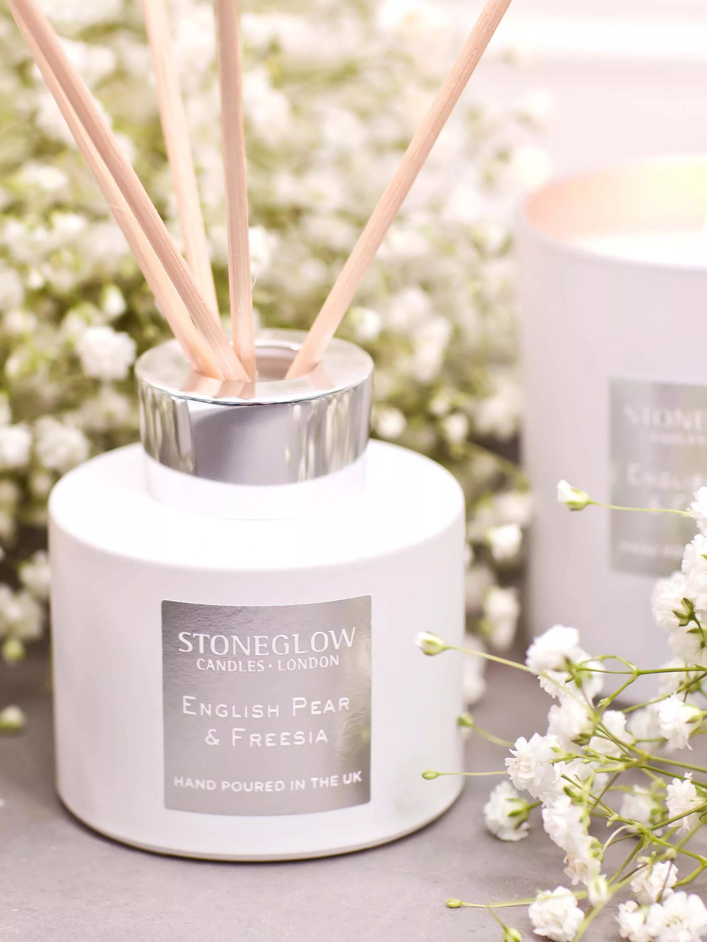Stoneglow English Pear & Freesia reed diffuser 120ml, UK version