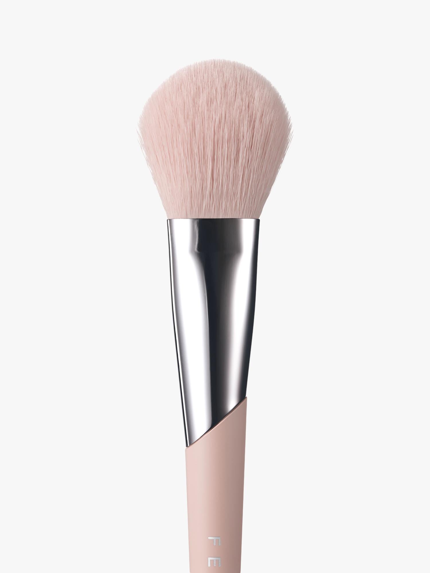 Fenty Beauty tapered paw-shaped sculpting bronzer brush - British product