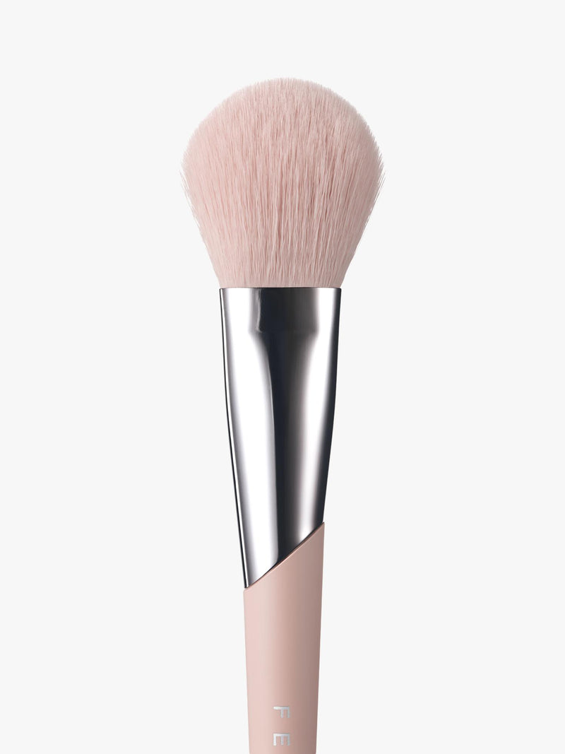 Fenty Beauty tapered paw-shaped sculpting bronzer brush - British product