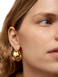 Monica Vinader Nomad Bold Medium Hoop Earrings in gold, UK version