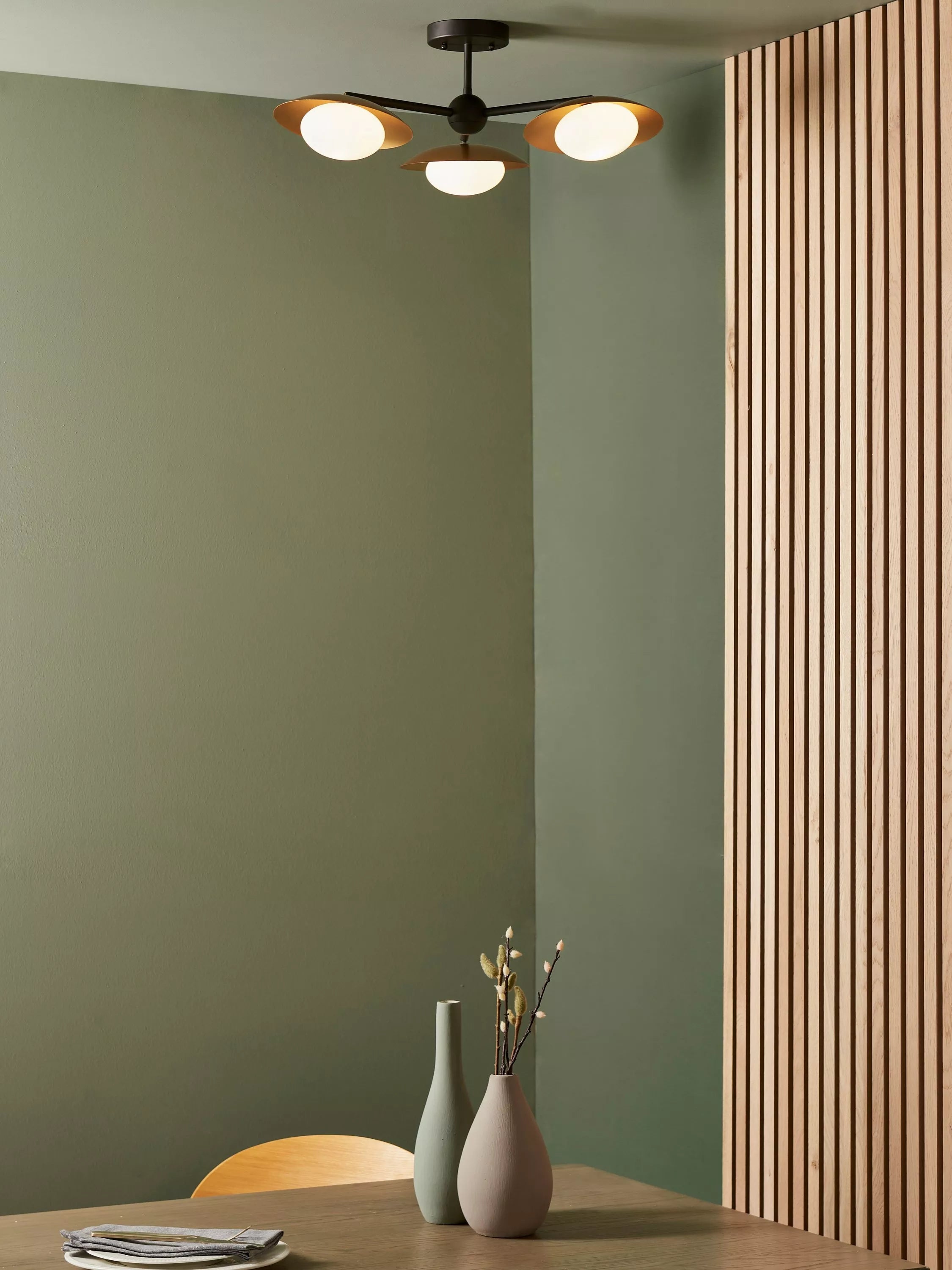 Bay Lighting Rajka ceiling light bronze, imported from the UK