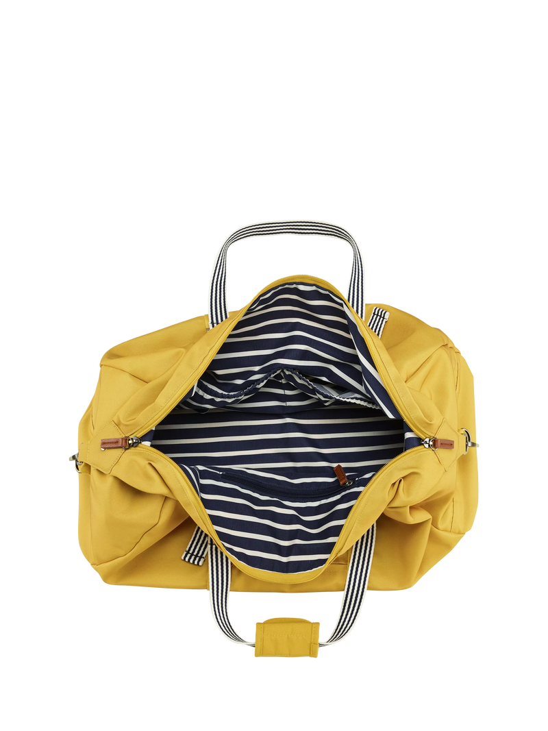 Joules Coast duffle bag antique gold 40L, imported from the UK