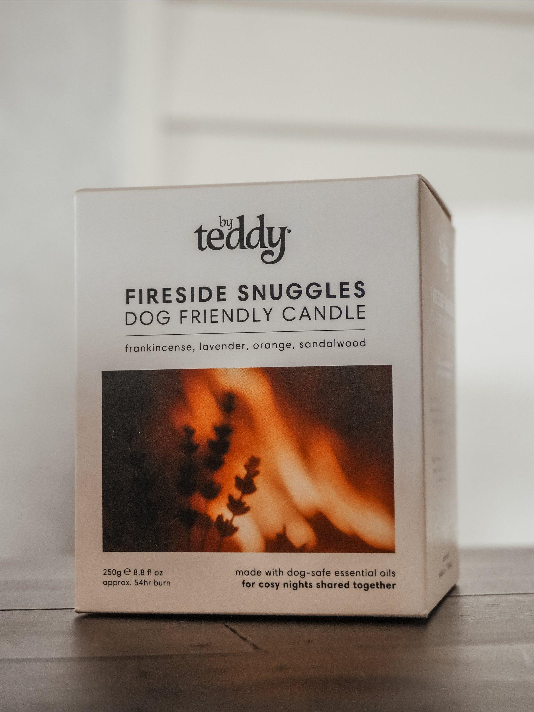 By Teddy Fireside Snuggles scented candle 250g - British product