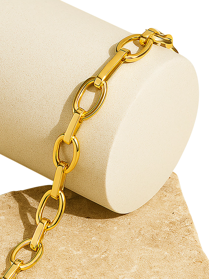 IBB 9ct yellow gold figaro bracelet (British brand)
