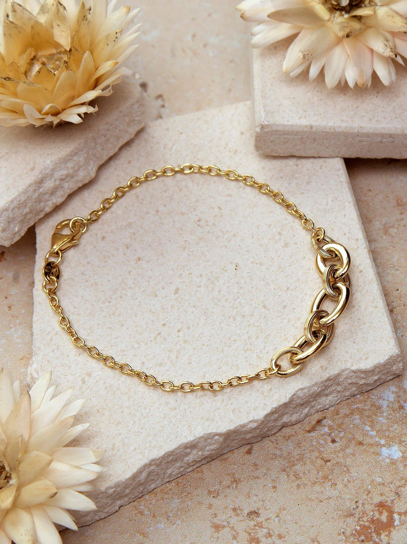 IBB 9ct yellow gold rolo curb chain bracelet, imported from the UK