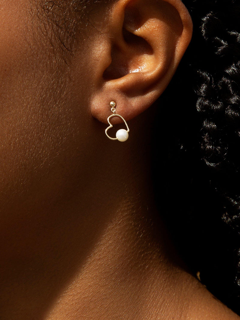 IBB freshwater pearl heart drop earrings yellow gold - British product