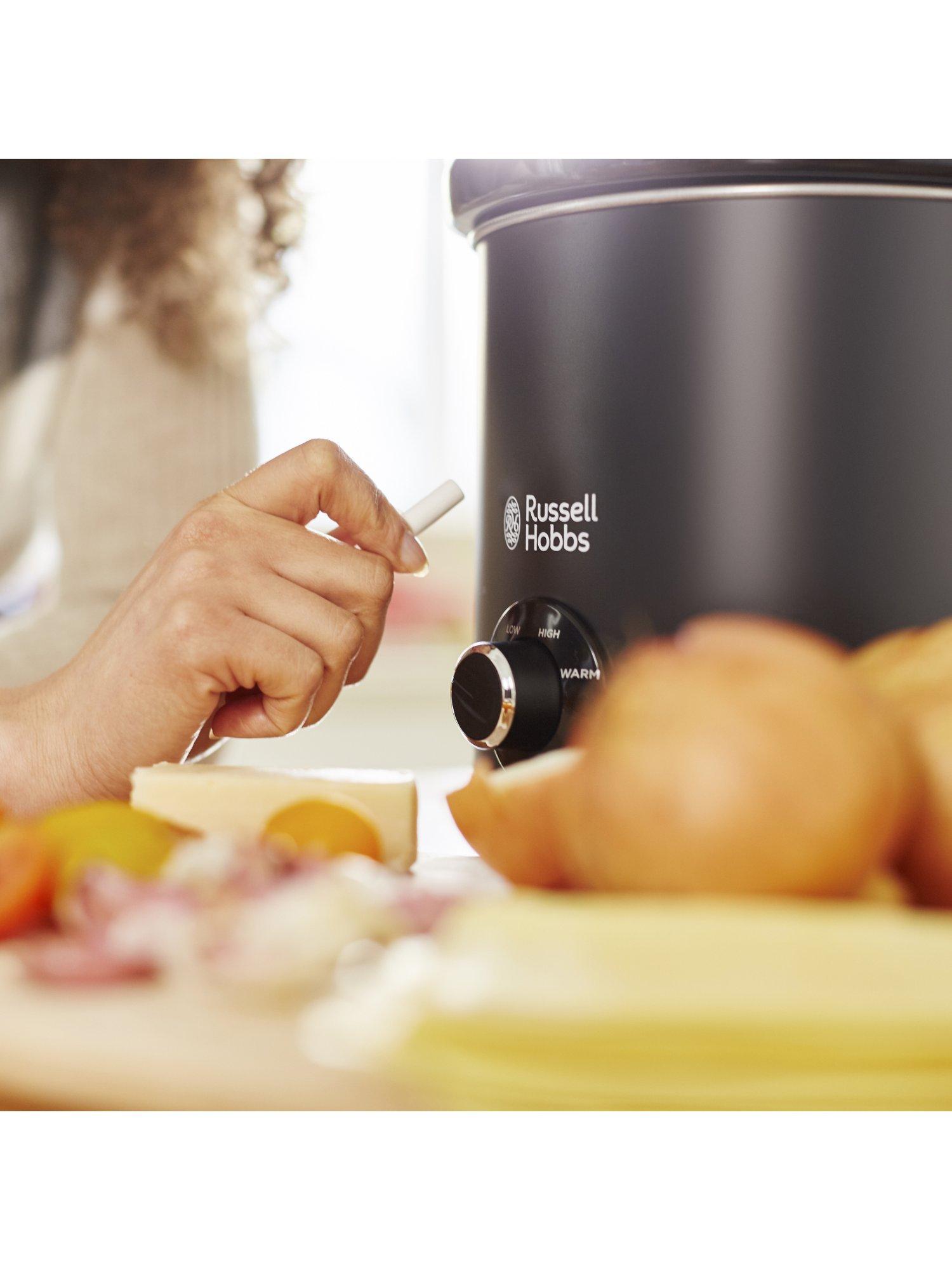 Russell Hobbs 3.5L black slow cooker, UK version
