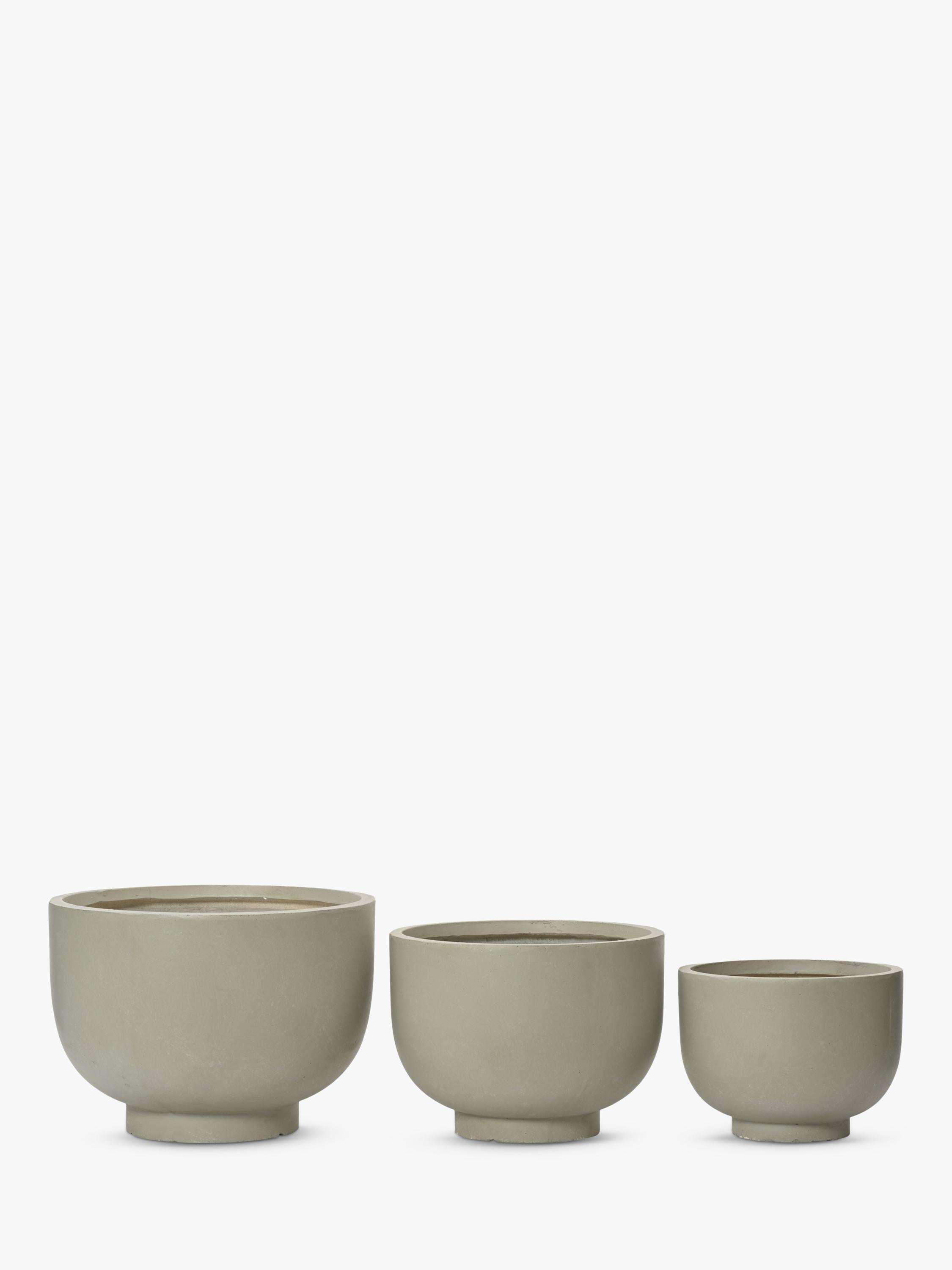 Kaemingk footed outdoor planters set of 3 grey (British brand)