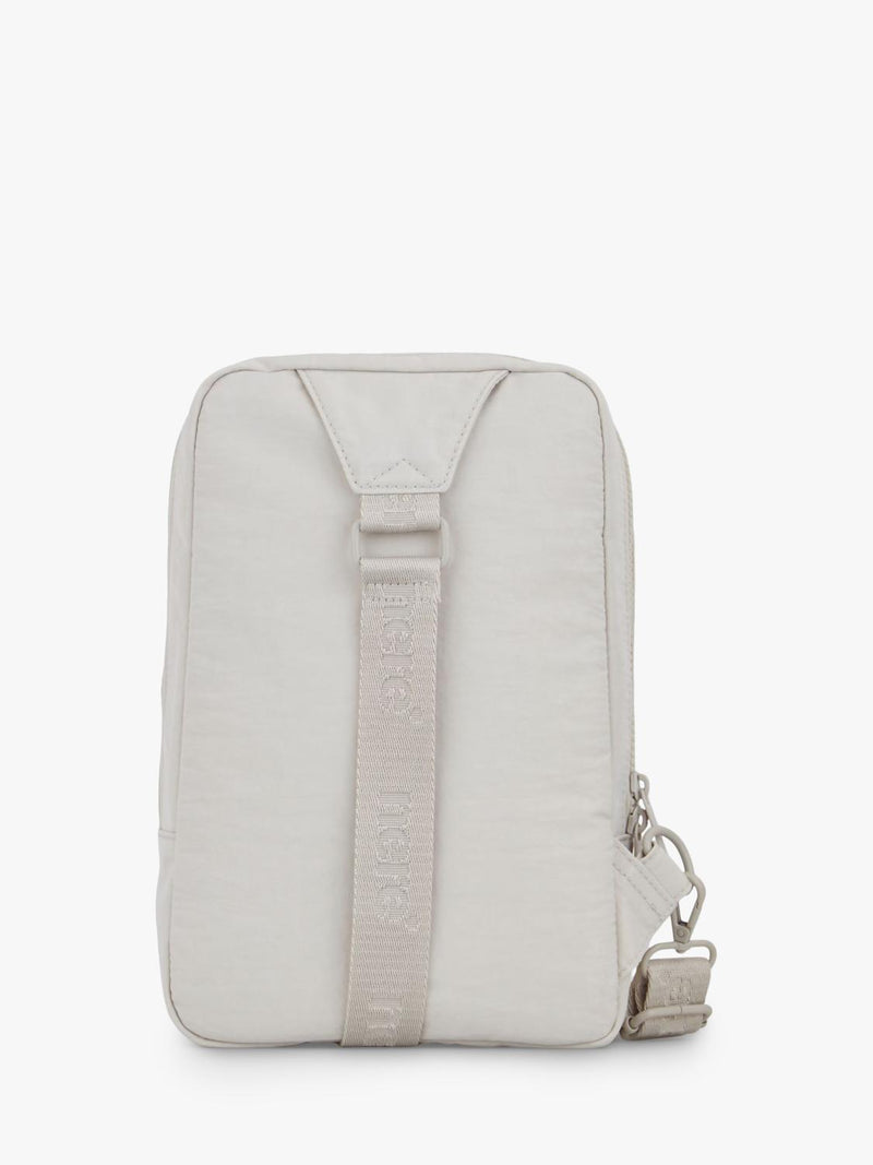 Nere Bondi Sling Backpack in Cloud 8L, UK version