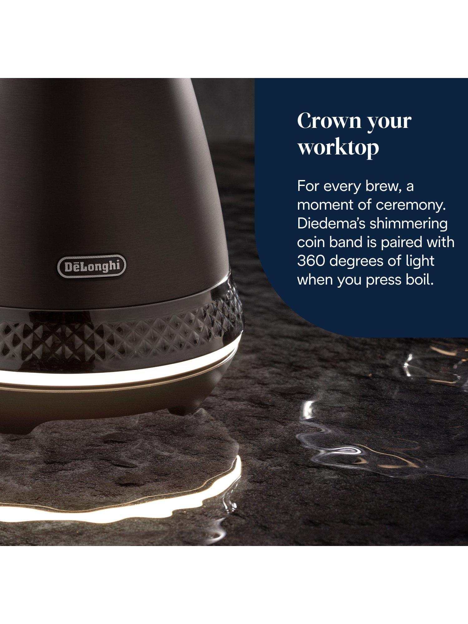 De'Longhi Diadema KBV3001 kettle 1.7L, UK version