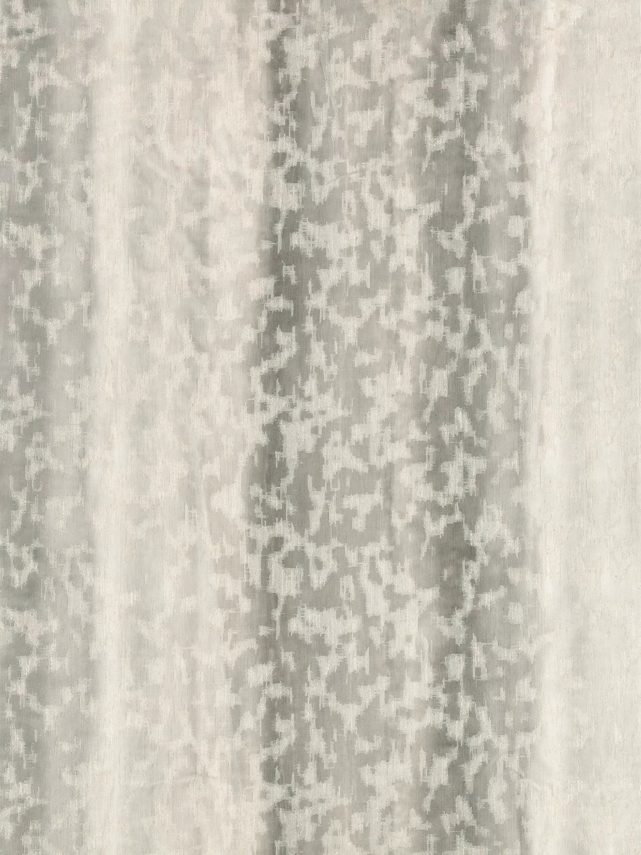Villa Nova Laru furnishing fabric (British brand)