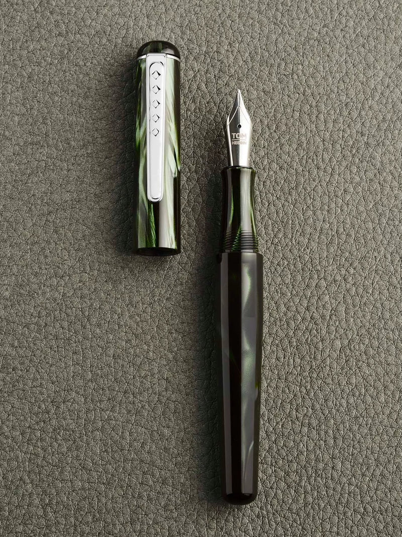Tom Hessin Highland Green fountain pen, UK version