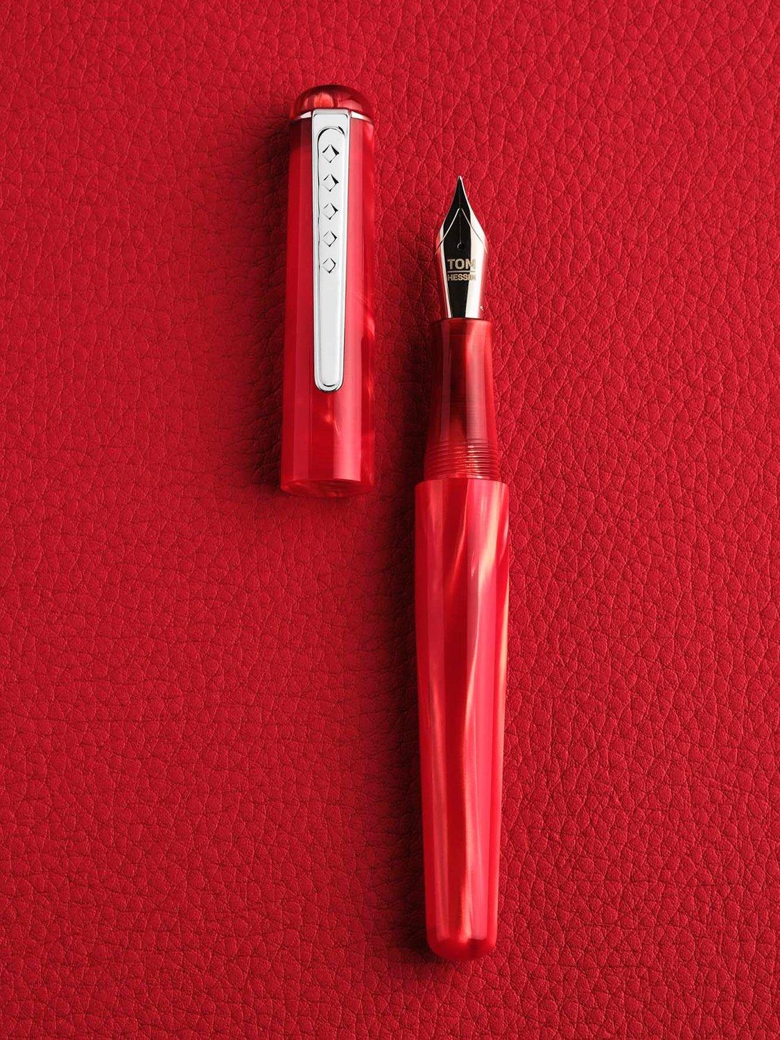 Tom Hessin Charles Collection fountain pen Red (British brand)