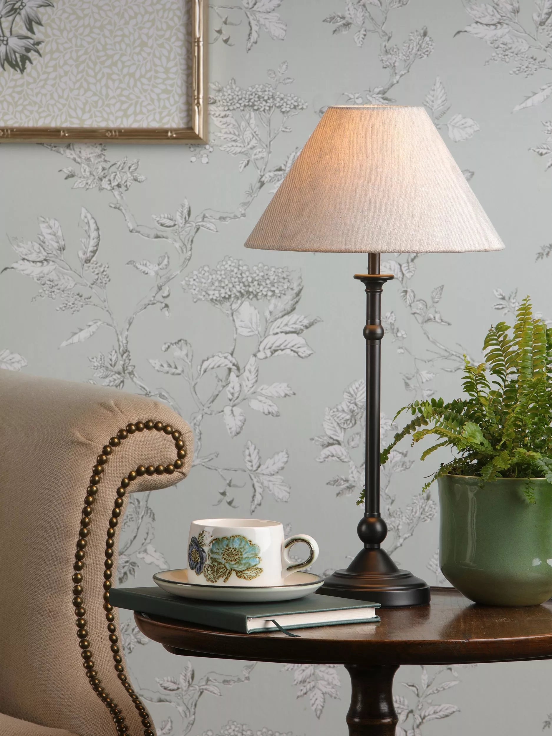 Laura Ashley Ludchurch table lamp black finish (British brand)